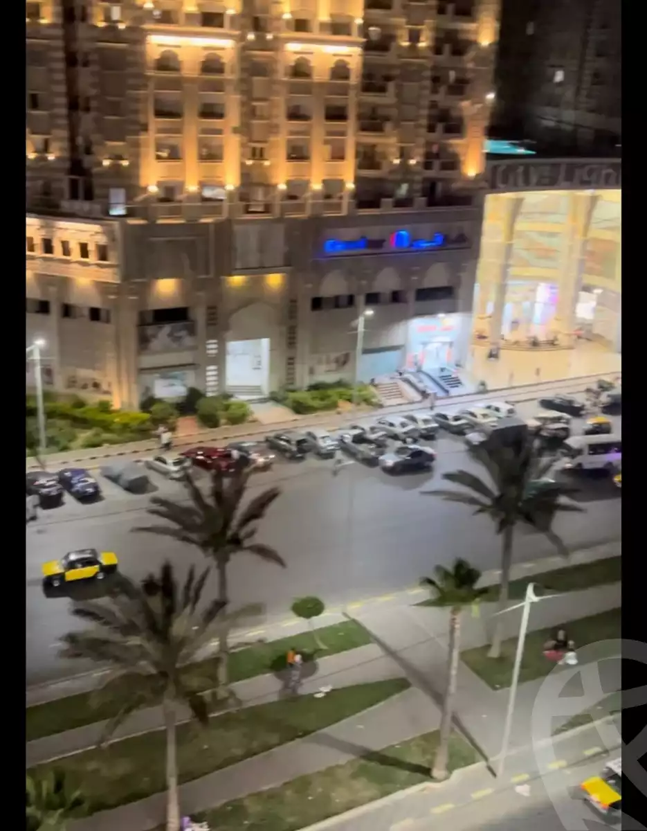 https://aqarmap.com.eg/ar/listing/4131310-for-rent-alexandria-el-seyouf-mostafa-kamel-st
