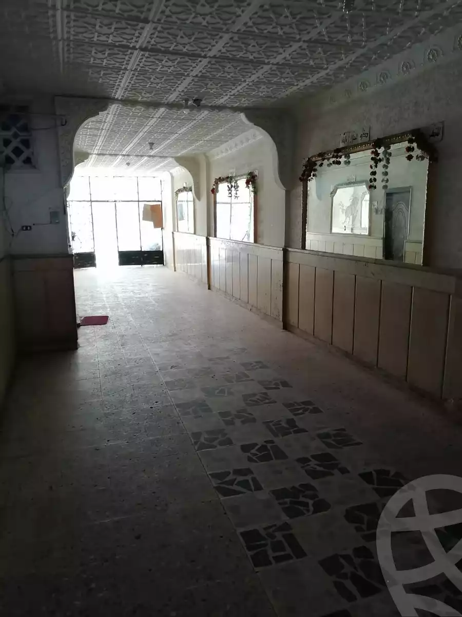 https://aqarmap.com.eg/ar/listing/4137449-for-sale-alexandria-moharram-bey-kanal-al-mahmoudeya-al-bahri-st