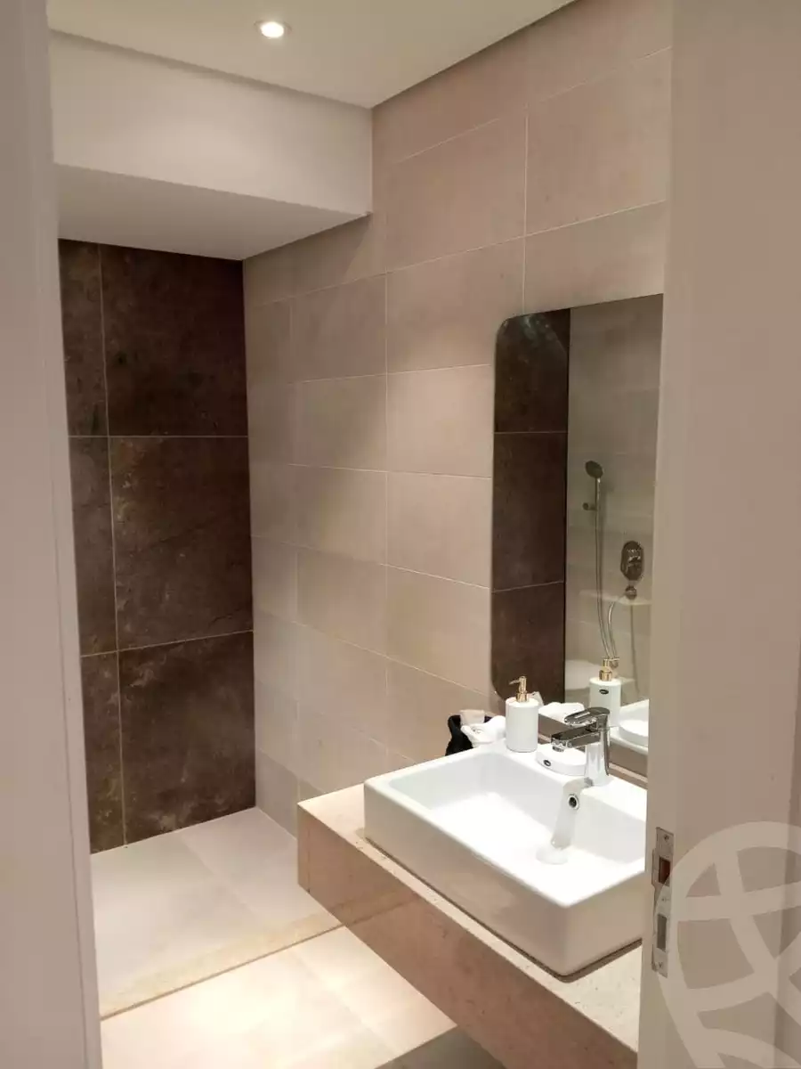 https://aqarmap.com.eg/en/listing/4138870-for-sale-cairo-el-sheikh-zayed-city-compounds-kmbwnd-fyldj-wyst-dr-llttwyr