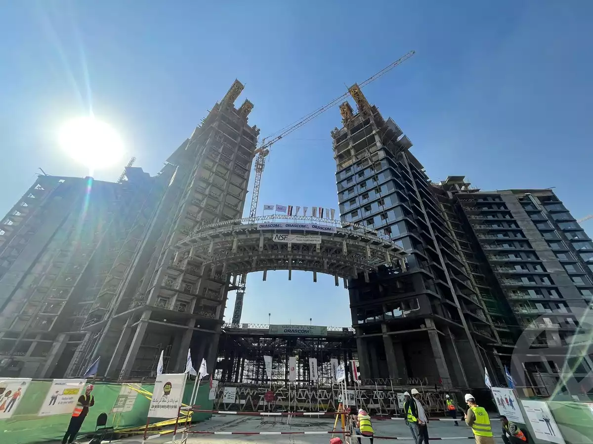 https://aqarmap.com.eg/ar/listing/4140453-for-sale-cairo-el-sheikh-zayed-city-compounds-brj-zyd-wr-llttwyr