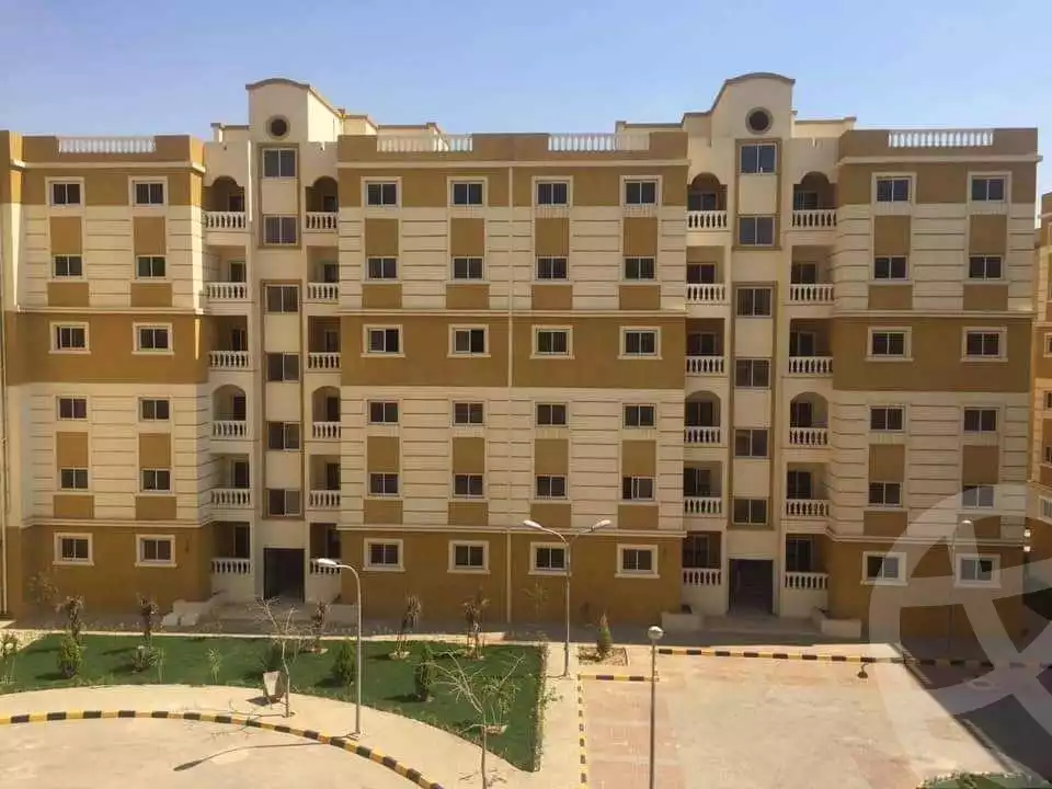 https://aqarmap.com.eg/ar/listing/4142436-for-sale-roaya-compound