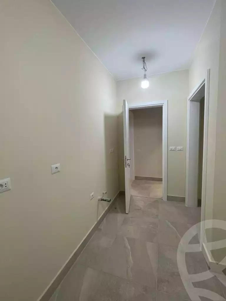 https://aqarmap.com.eg/en/listing/4145440-for-sale-cairo-6th-of-october-compound-october-plaza