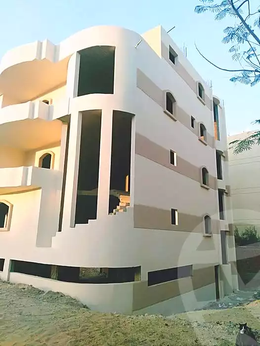 https://aqarmap.com.eg/ar/listing/4146707-for-sale-cairo-new-cairo-ltjm-lkhms-el-ahyaa-fourth-neighborhood
