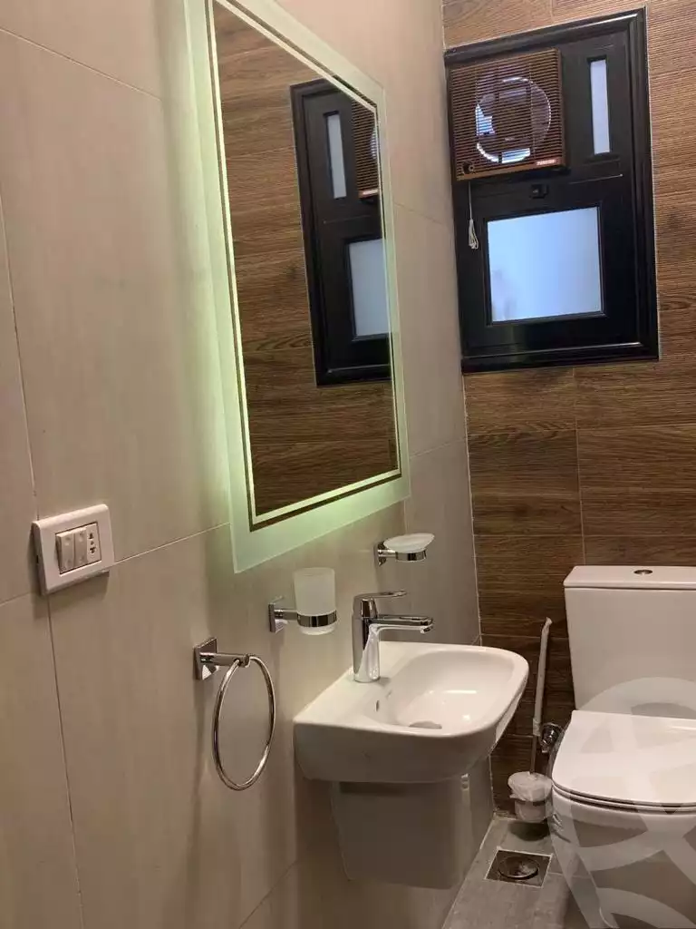 https://aqarmap.com.eg/en/listing/4147788-for-rent-cairo-new-cairo-compounds-midtown