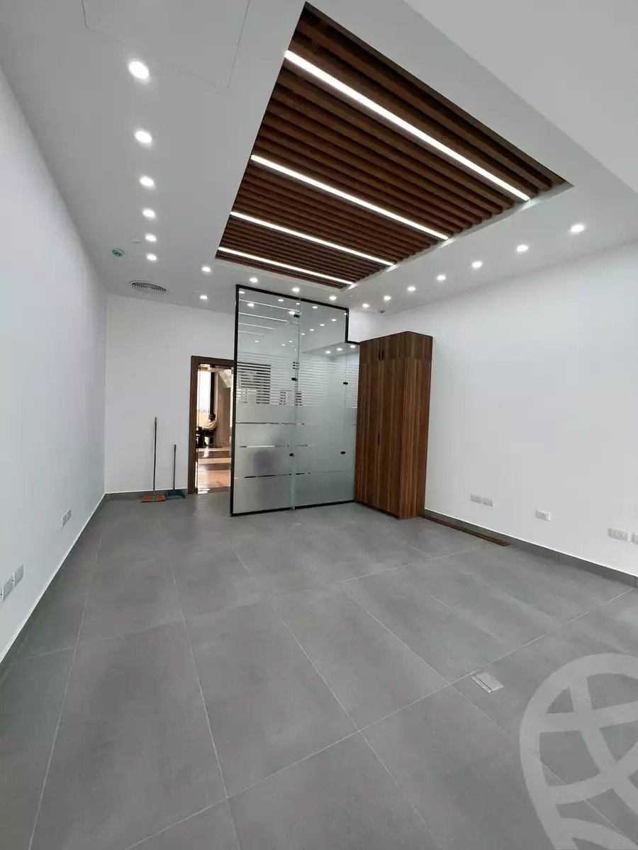 https://aqarmap.com.eg/en/listing/4148861-for-rent-cairo-alex-cairo-desert-road-y-r-sy-byzns-brk-sfrykw-llstthmr-l-qry