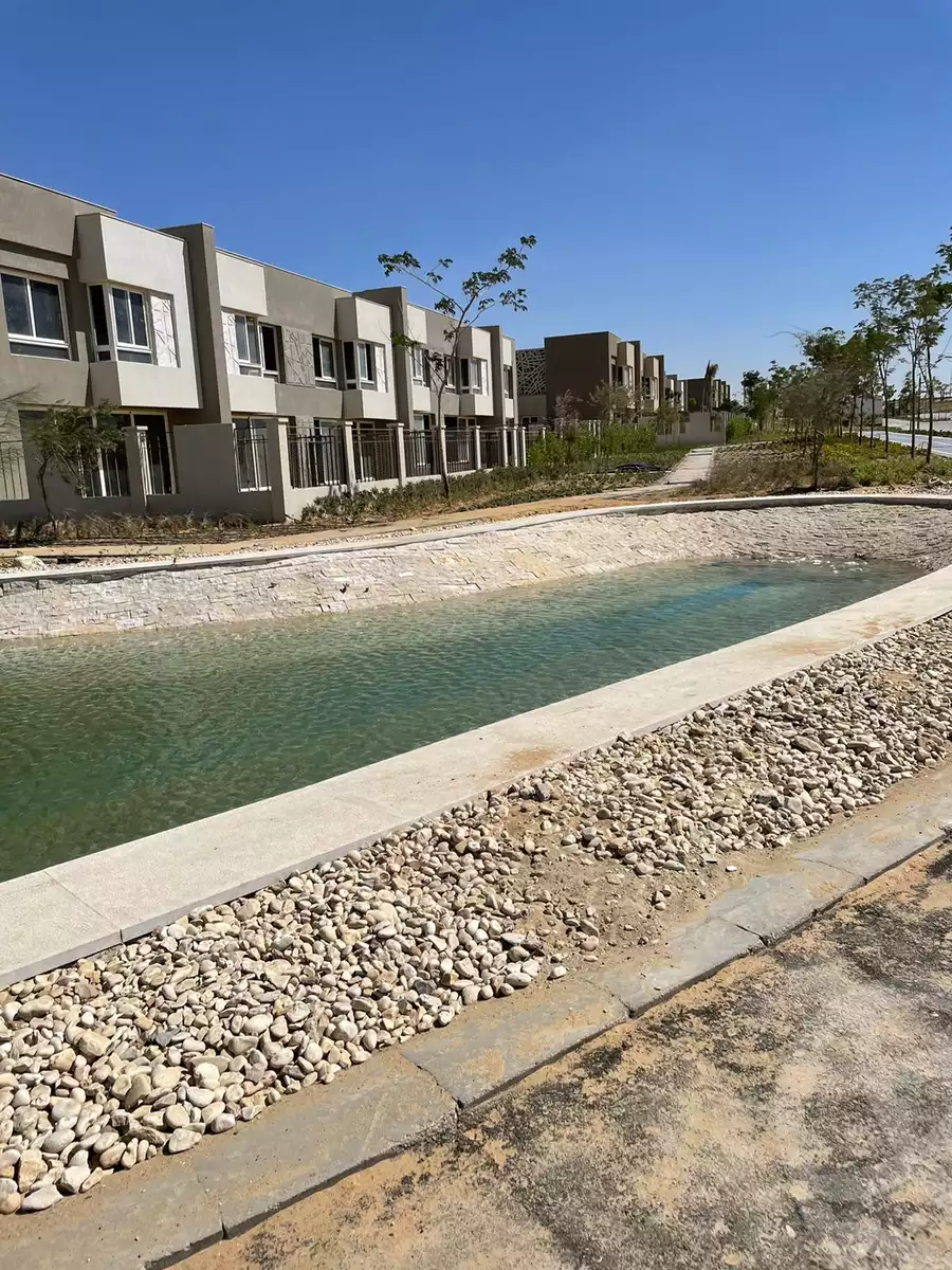 https://aqarmap.com.eg/en/listing/4149297-for-sale-cairo-6th-of-october-compounds-badya-compound-palm-hills