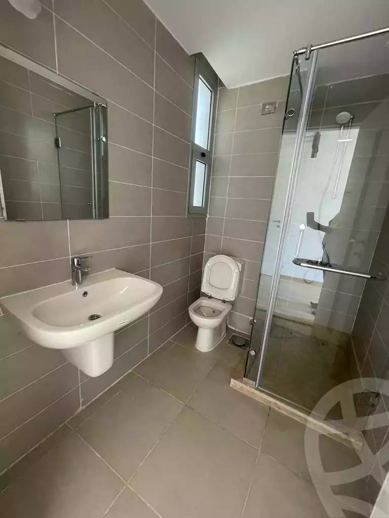 https://aqarmap.com.eg/ar/listing/4149396-for-rent-cairo-6th-of-october-compound-palm-parks