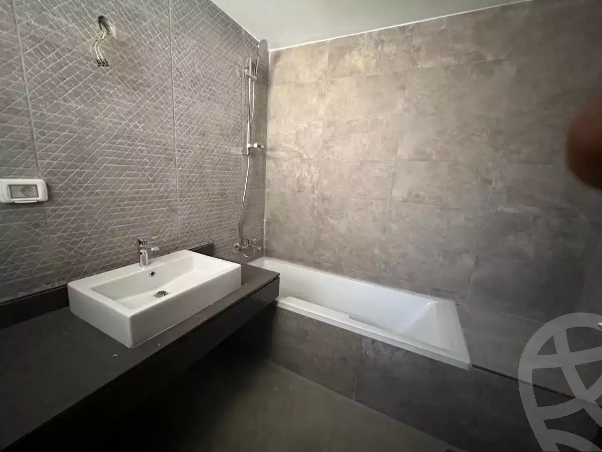 https://aqarmap.com.eg/ar/listing/4149608-for-rent-cairo-6th-of-october-compounds-mbrfyl-ryzydns-nyw-jyz-llttwyr-l-qry