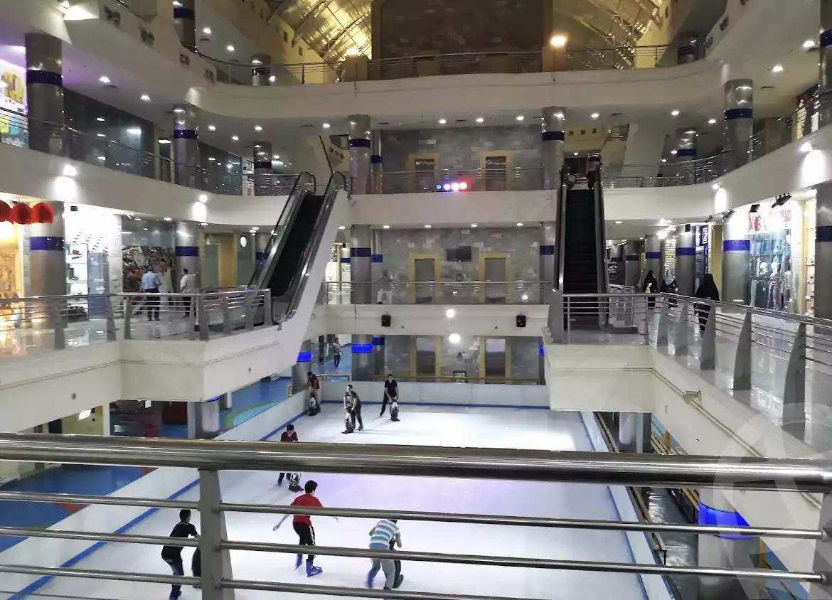 https://aqarmap.com.eg/ar/listing/4150305-for-sale-cairo-el-shorouk-skn-lshbb-63m