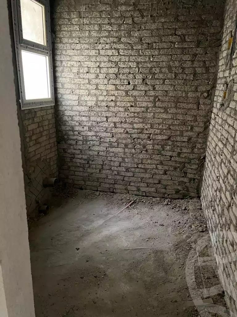 https://aqarmap.com.eg/ar/listing/4152274-for-sale-cairo-new-cairo-compounds-stwn-ryzydns-by-ar-y-llttwyr