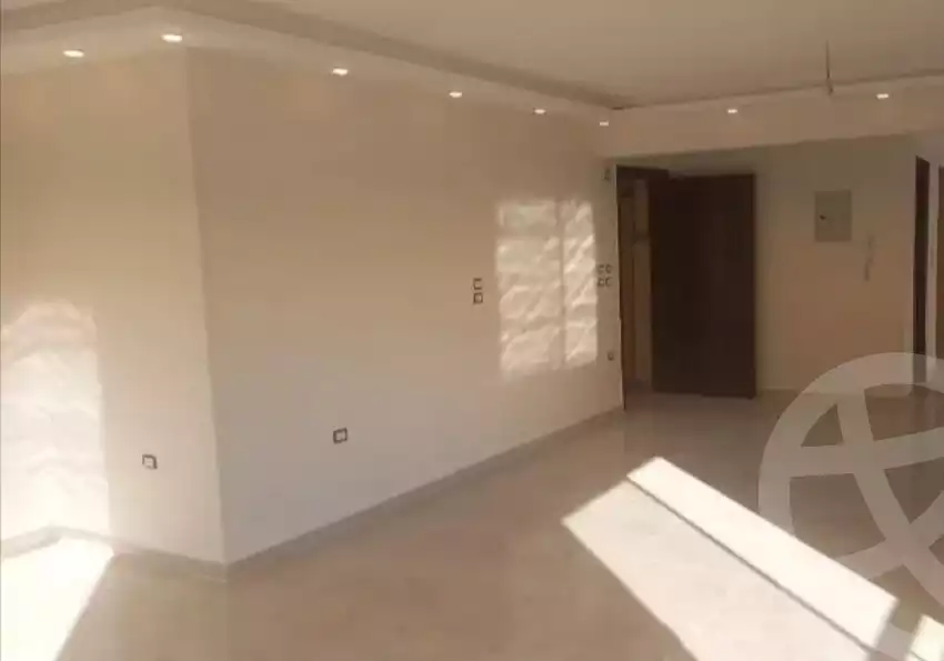 https://aqarmap.com.eg/ar/listing/4152657-for-rent-cairo-6th-of-october-compounds-jrdyny-lshms