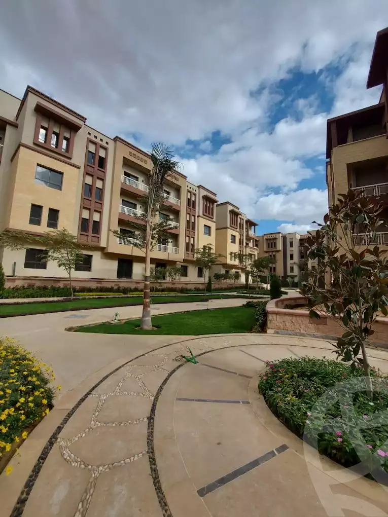 https://aqarmap.com.eg/en/listing/4153447-for-sale-cairo-6th-of-october-compound-green-5