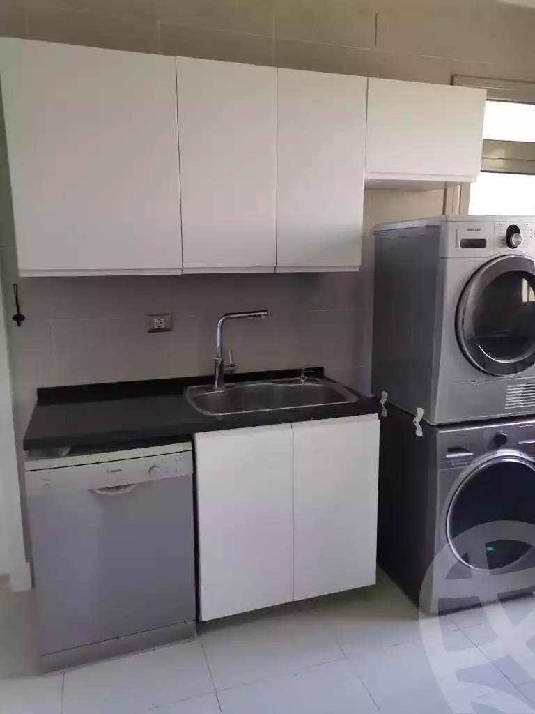 https://aqarmap.com.eg/en/listing/4157635-for-rent-cairo-6th-of-october-compound-palm-parks