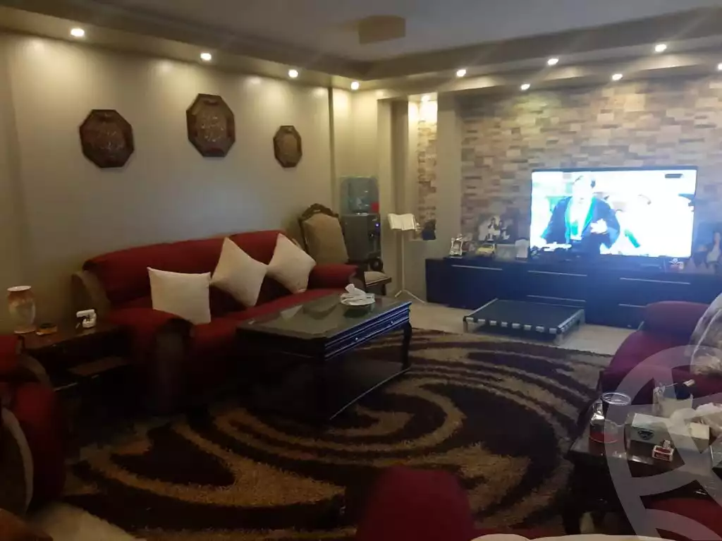 https://aqarmap.com.eg/ar/listing/4158807-for-sale-cairo-new-cairo-ltjm-lkhms-el-choueifat-al-shouyfat-st