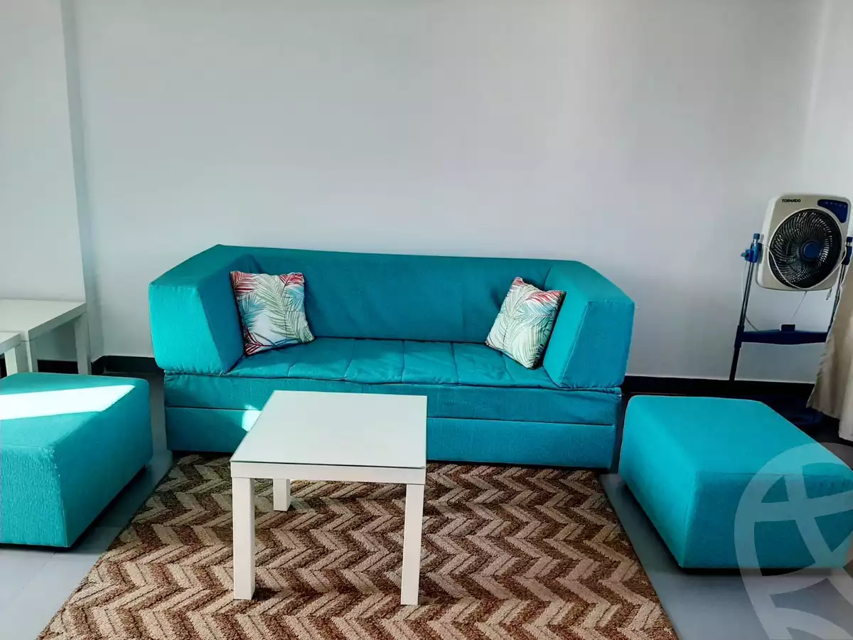 https://aqarmap.com.eg/ar/listing/4159311-for-sale-amwaj-1