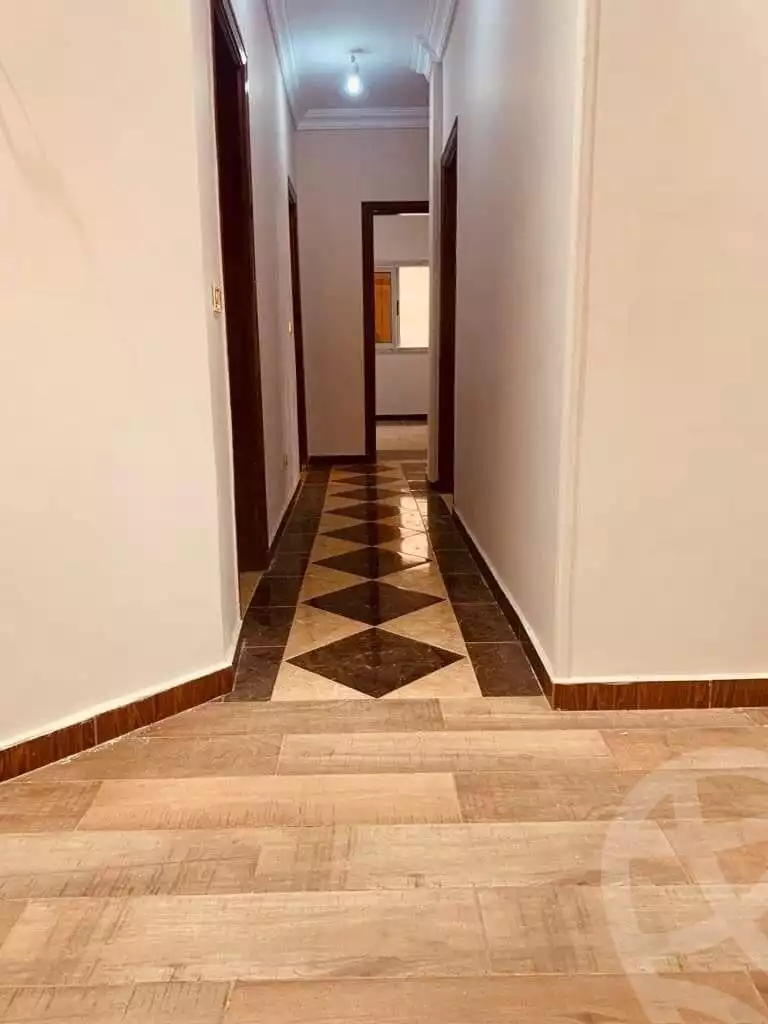 https://aqarmap.com.eg/ar/listing/4160276-for-rent-cairo-el-sheikh-zayed-city-el-hay-elasher-street-100