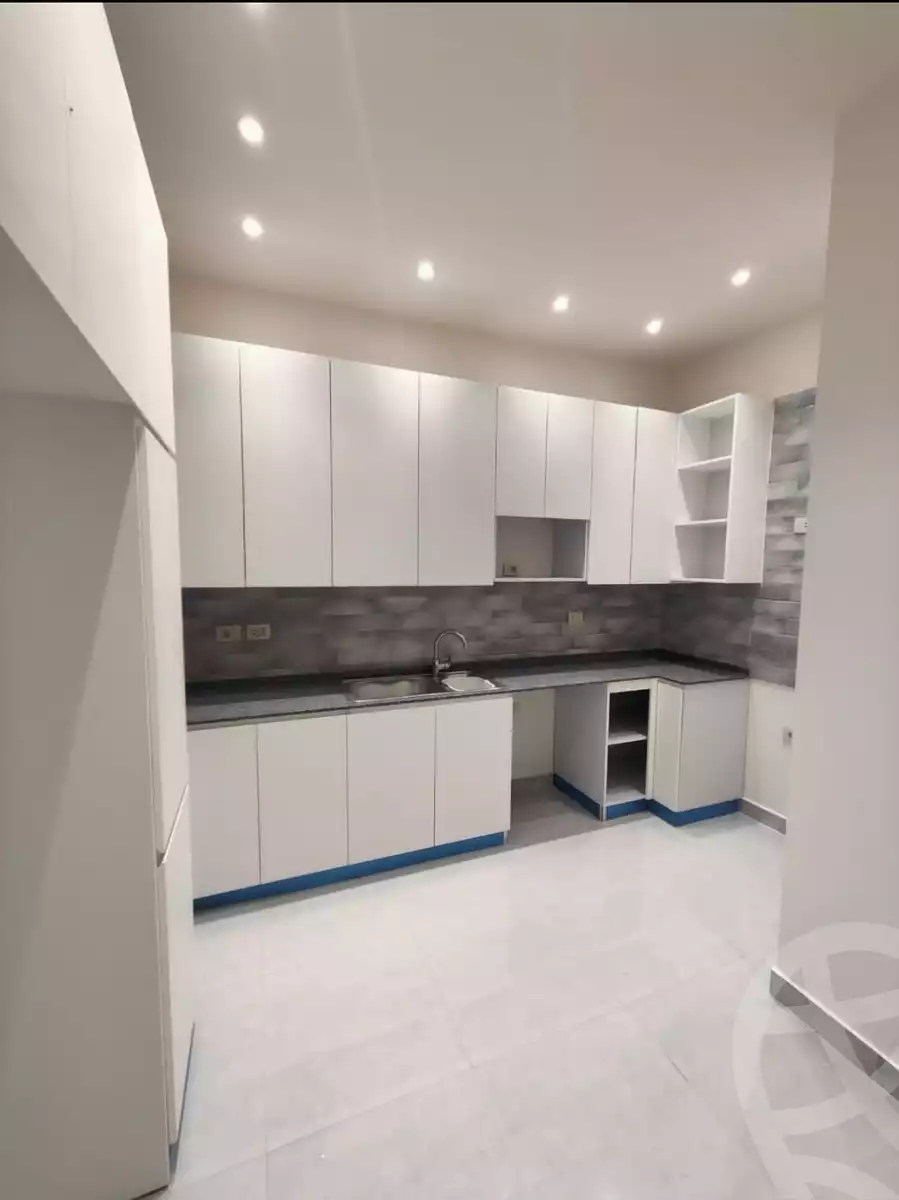 https://aqarmap.com.eg/en/listing/4166692-for-rent-cairo-6th-of-october-compound-the-crown
