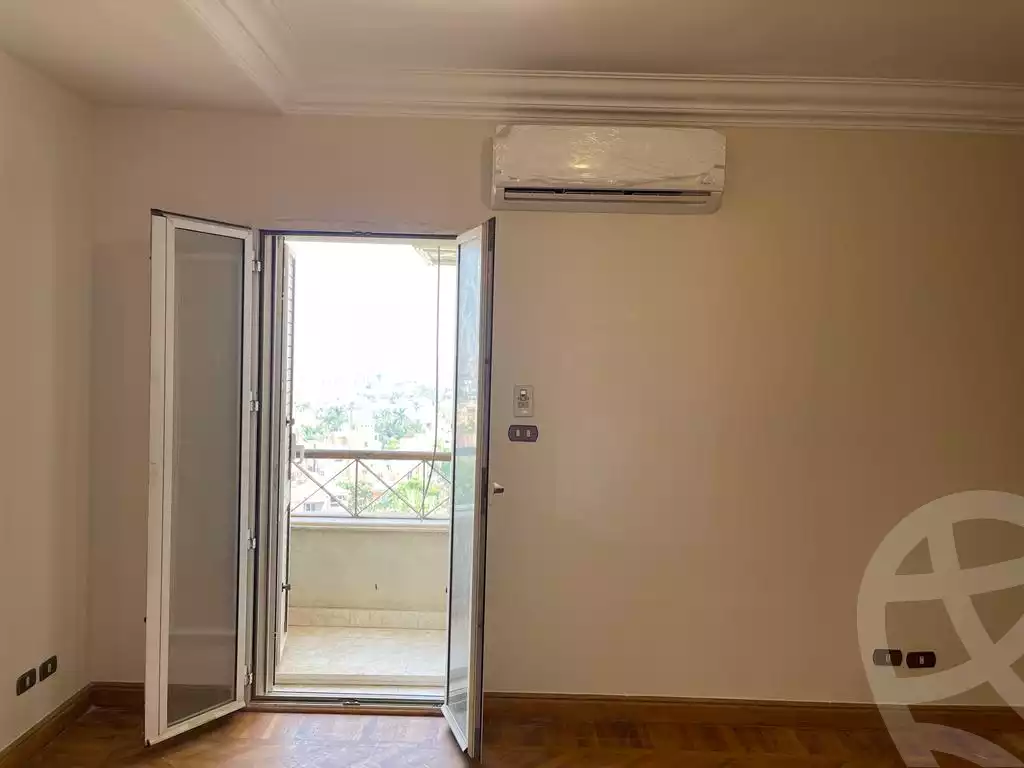 https://aqarmap.com.eg/ar/listing/4168615-for-sale-cairo-el-sheikh-zayed-city-compounds-in-sheikh-zayed-zayed-2000