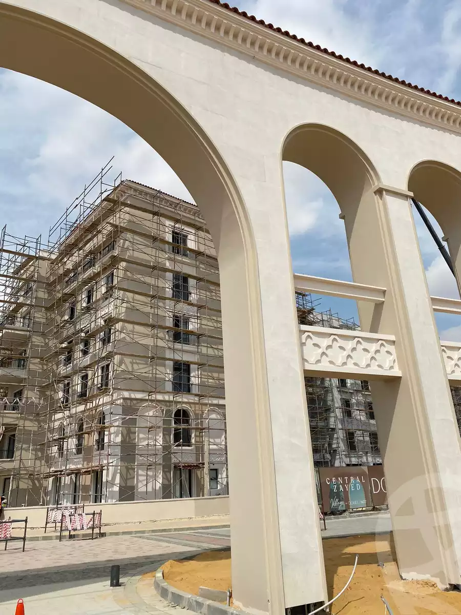 https://aqarmap.com.eg/en/listing/4170303-for-sale-cairo-el-sheikh-zayed-city-compounds-kmbwnd-fyldj-wyst-dr-llttwyr