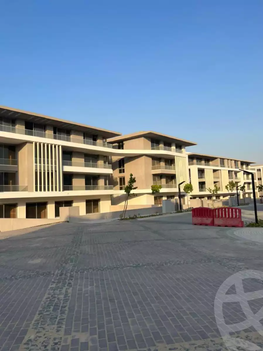 https://aqarmap.com.eg/en/listing/4173375-for-sale-cairo-alex-cairo-desert-road-kmbwnd-fy-tryq-skndry-lshrwy-joulz-compound-inertia