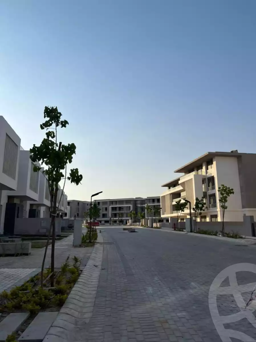 https://aqarmap.com.eg/en/listing/4173595-for-sale-cairo-alex-cairo-desert-road-kmbwnd-fy-tryq-skndry-lshrwy-joulz-compound-inertia