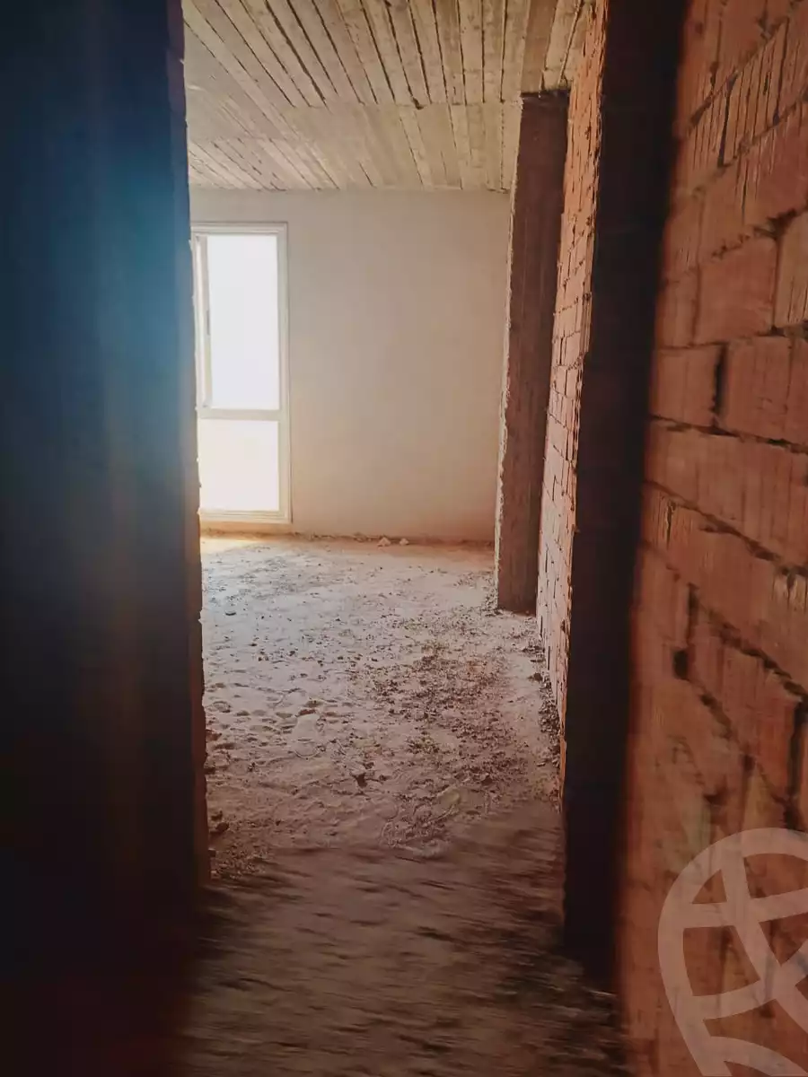 https://aqarmap.com.eg/en/listing/4176752-for-sale-cairo-6th-of-october-compound-creek-park
