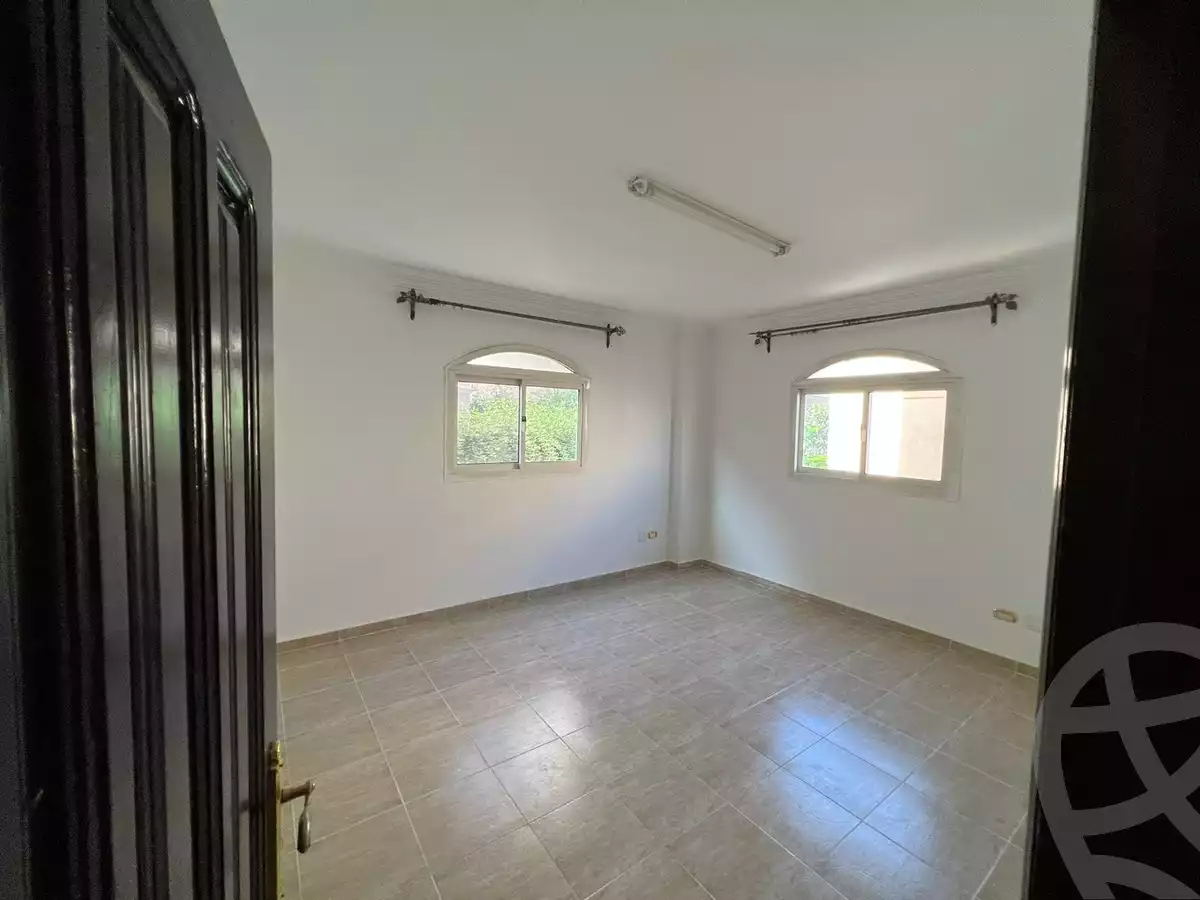 https://aqarmap.com.eg/ar/listing/4176820-for-sale-cairo-el-shorouk-lhy-lthny-grb-neighbourhood-2a-shagaret-al-dor-st