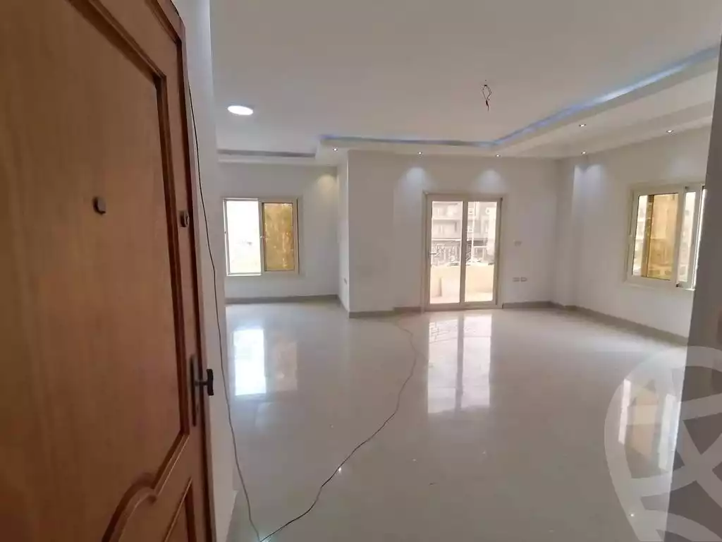 https://aqarmap.com.eg/en/listing/4177888-for-rent-cairo-el-sheikh-zayed-city-el-hay-elthamen-area-3
