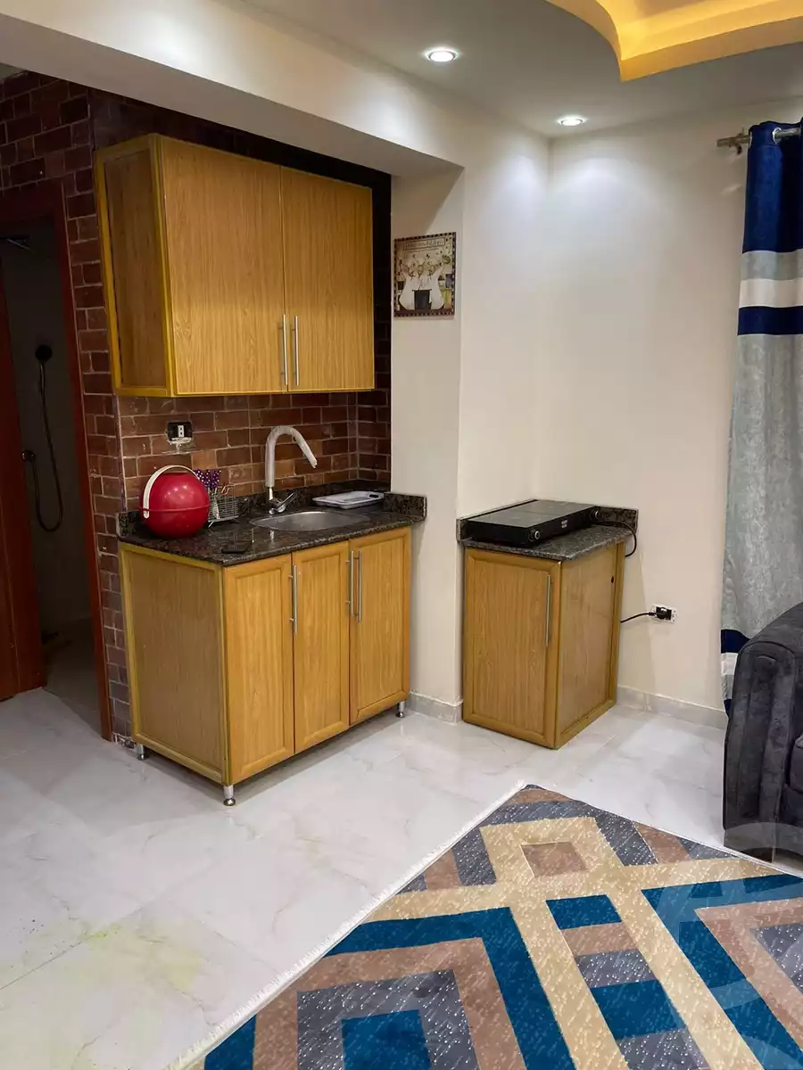 https://aqarmap.com.eg/ar/listing/4178681-for-rent-cairo-6th-of-october-compounds-dyr-2