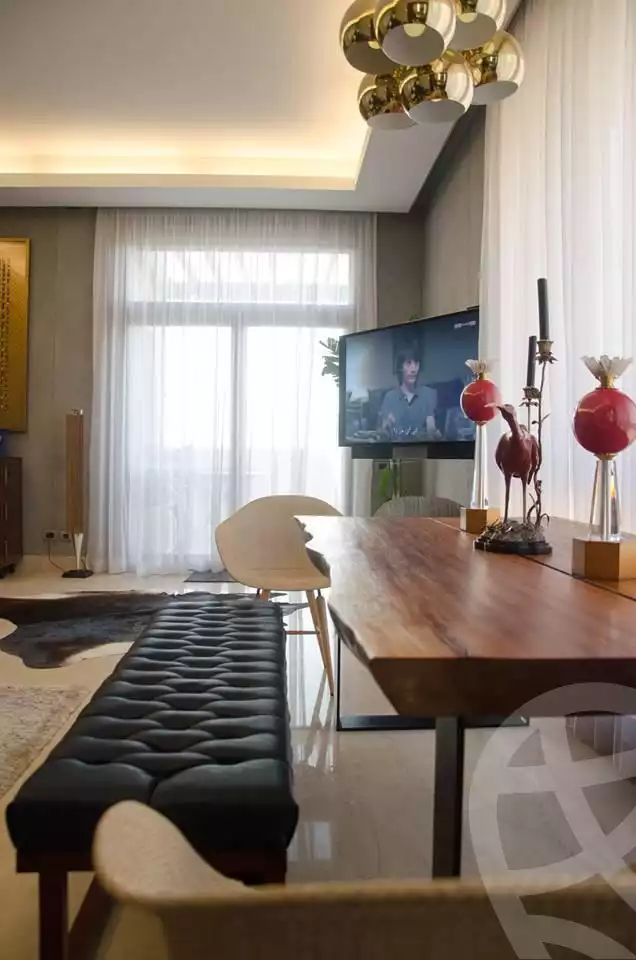 https://aqarmap.com.eg/ar/listing/4179004-for-sale-cairo-el-sheikh-zayed-city-compounds-in-sheikh-zayed-beverly-hills