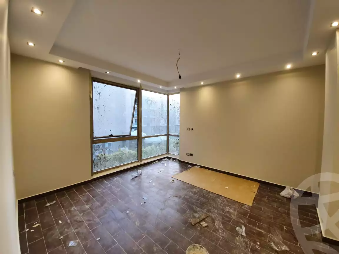 https://aqarmap.com.eg/ar/listing/4181213-for-rent-cairo-new-cairo-compounds-moon-valley