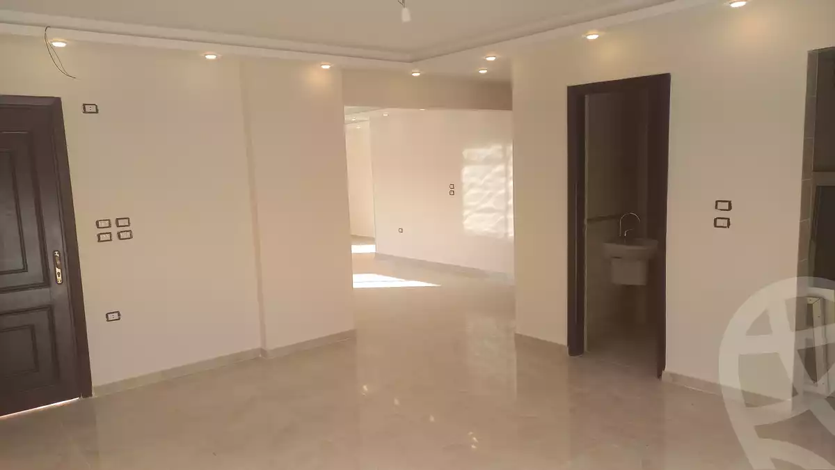 https://aqarmap.com.eg/ar/listing/4181533-for-rent-cairo-6th-of-october-jml-bd-lnsr