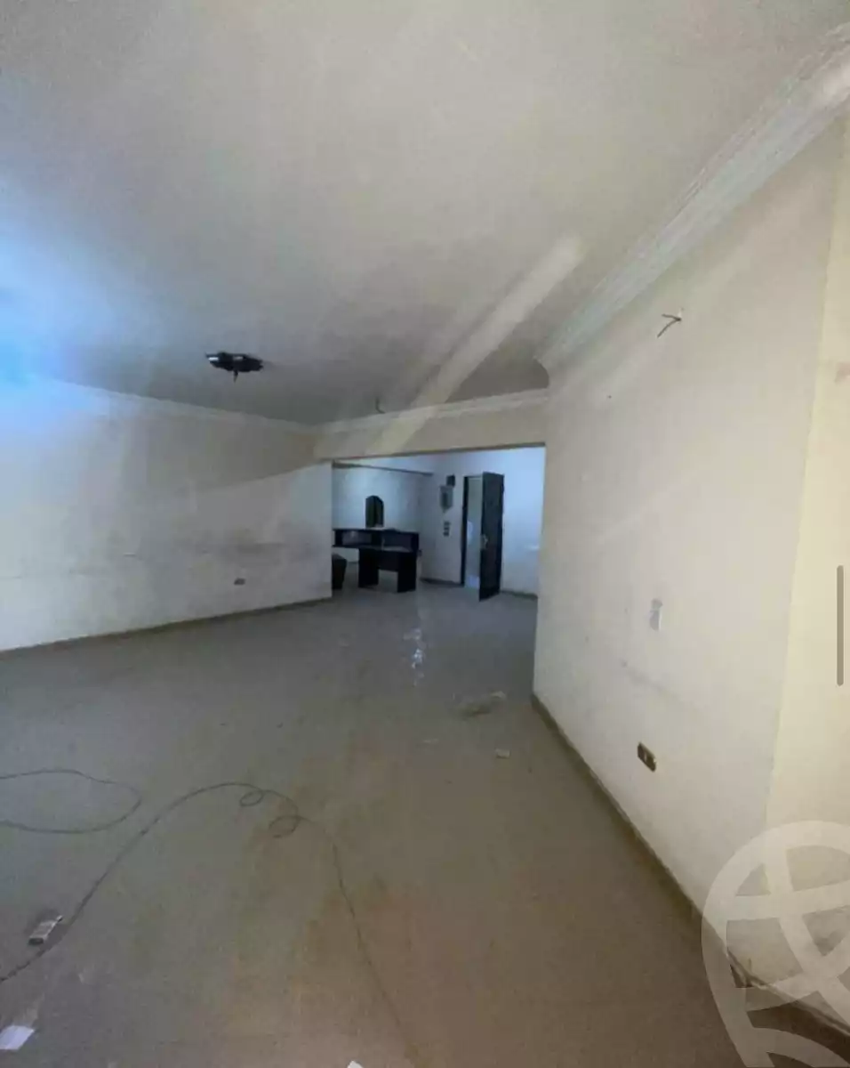 https://aqarmap.com.eg/ar/listing/4183382-for-sale-cairo-shoubra-ali-farahat-st