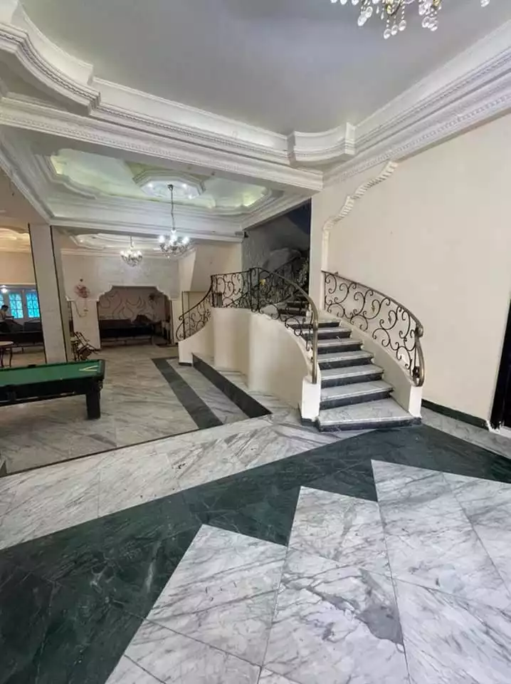 https://aqarmap.com.eg/en/listing/4183834-for-rent-cairo-mokattam-shareaa-9