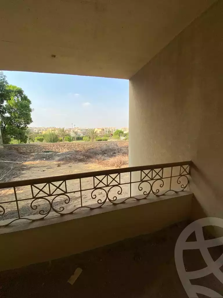https://aqarmap.com.eg/en/listing/4183958-for-sale-cairo-new-cairo-compounds-zizinia-city