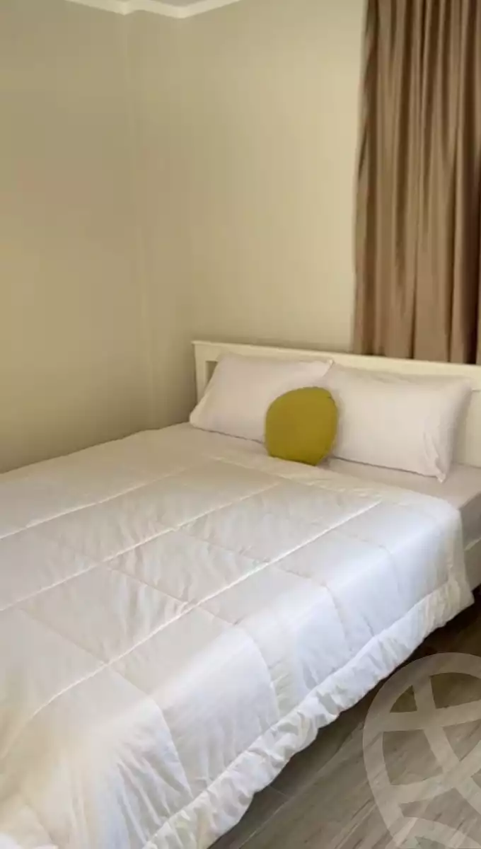 https://aqarmap.com.eg/en/listing/4185682-for-rent-cairo-6th-of-october-compound-aeon