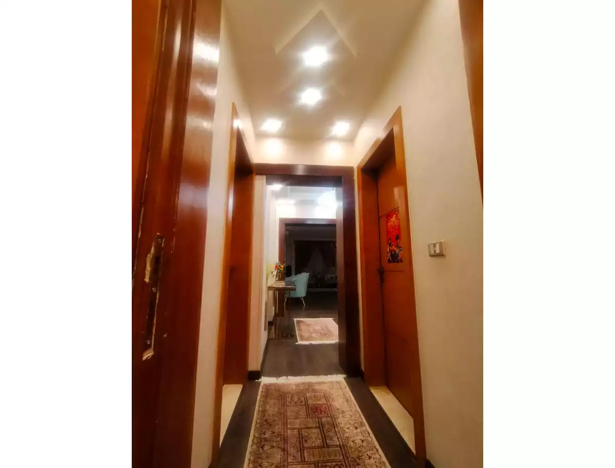 https://aqarmap.com.eg/en/listing/4188859-for-sale-cairo-el-sheikh-zayed-city-compounds-greens