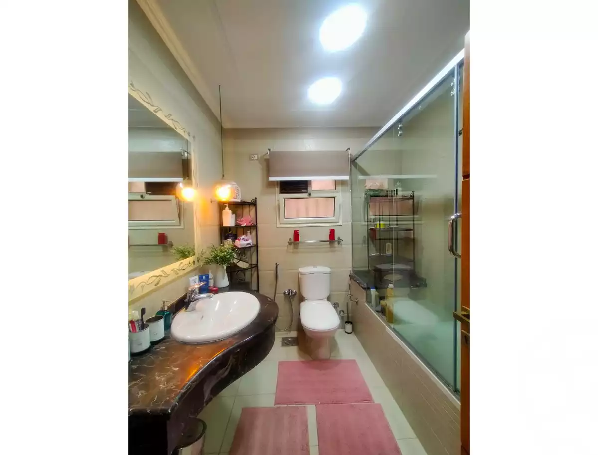 https://aqarmap.com.eg/en/listing/4188859-for-sale-cairo-el-sheikh-zayed-city-compounds-greens