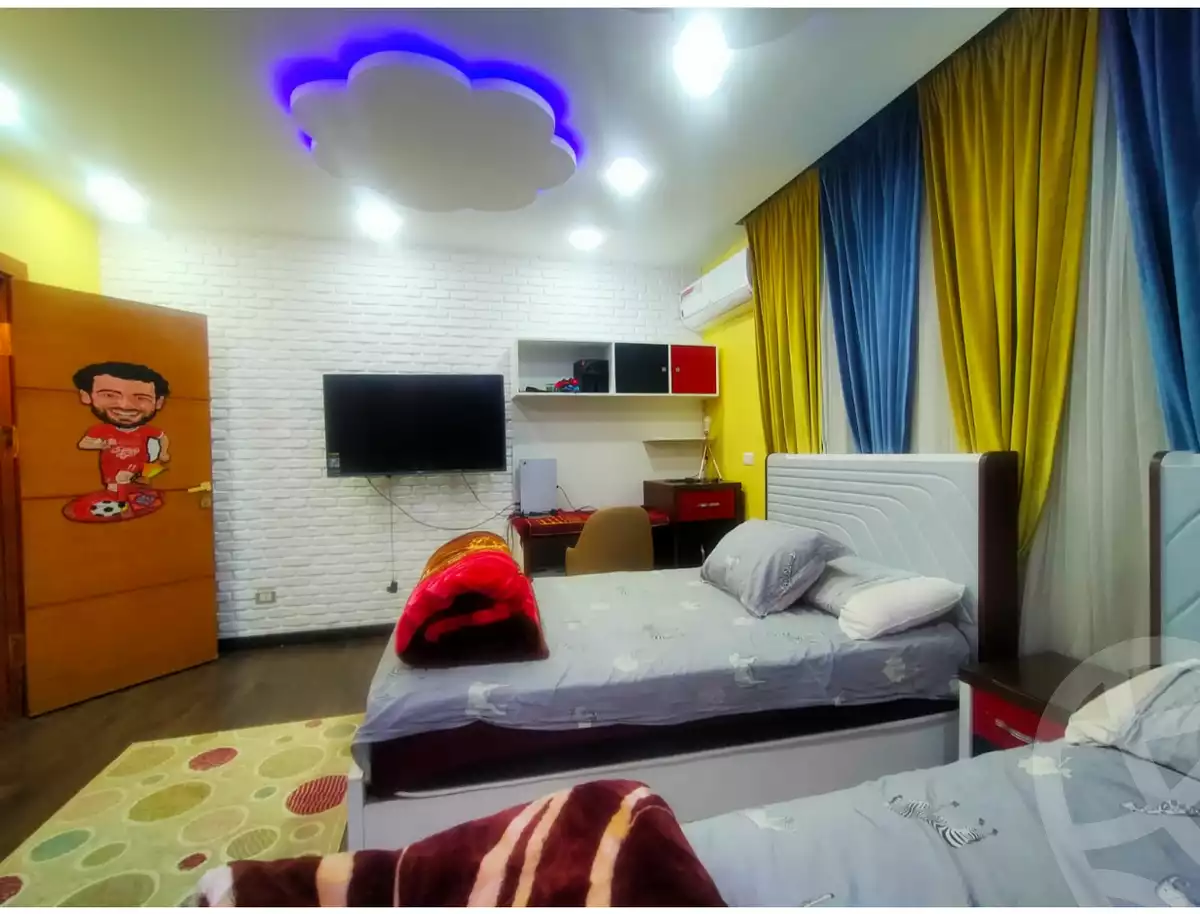 https://aqarmap.com.eg/en/listing/4188859-for-sale-cairo-el-sheikh-zayed-city-compounds-greens