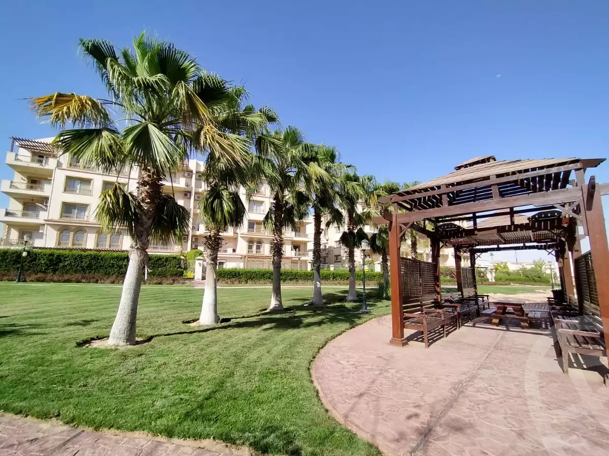 https://aqarmap.com.eg/en/listing/4188859-for-sale-cairo-el-sheikh-zayed-city-compounds-greens