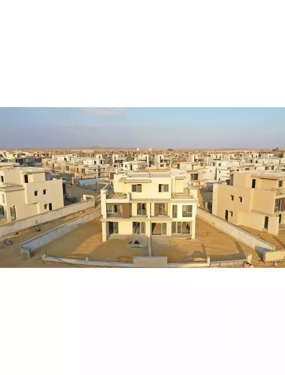https://aqarmap.com.eg/en/listing/4189014-for-sale-cairo-el-sheikh-zayed-city-lshykh-zyd-ljdyd-the-estates