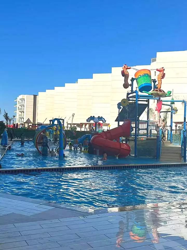 https://aqarmap.com.eg/ar/listing/4189613-for-rent-port-said-kmbwnd-fy-bwr-s-yd-porto-said-compound-amer-group