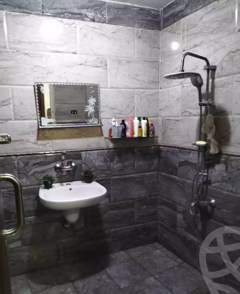 https://aqarmap.com.eg/en/listing/4190120-for-sale-alexandria-myn-ldkhyl