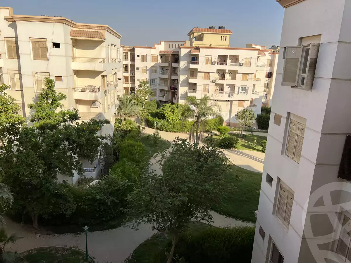 https://aqarmap.com.eg/en/listing/4100747-for-rent-cairo-6th-of-october-compound-el-bostan