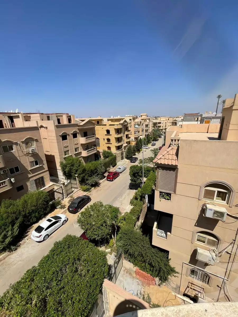 https://aqarmap.com.eg/ar/listing/4192150-for-sale-cairo-el-sheikh-zayed-city-el-hay-elsabeaa-shr-lfndr
