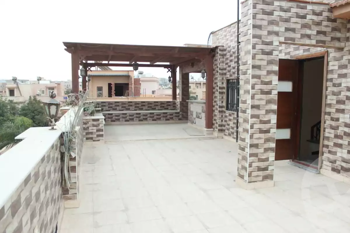 https://aqarmap.com.eg/en/listing/4196369-for-rent-cairo-new-cairo-compounds-flowers-park