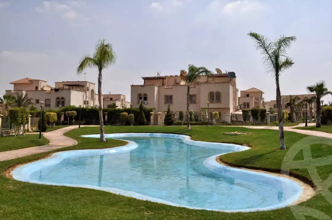 https://aqarmap.com.eg/en/listing/4196464-for-sale-cairo-el-sheikh-zayed-city-compounds-greens