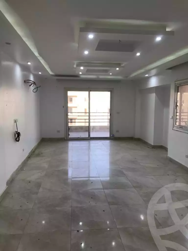 https://aqarmap.com.eg/en/listing/4199836-for-rent-cairo-new-cairo-compounds-the-square