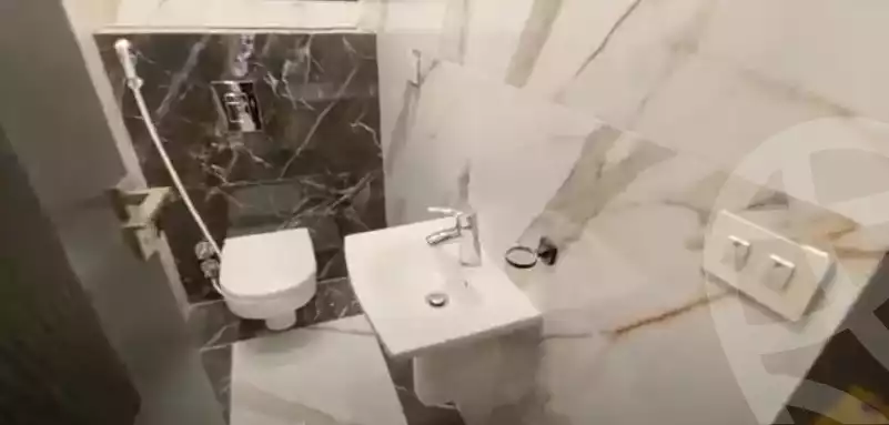 https://aqarmap.com.eg/en/listing/4204760-for-sale-cairo-new-cairo-compounds-midtown