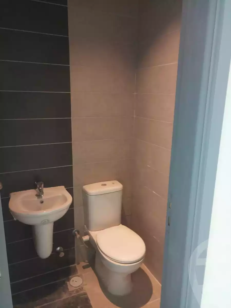 https://aqarmap.com.eg/ar/listing/4205112-for-rent-cairo-new-cairo-compounds-wzwn-ltby-ktlyst-llttwyr